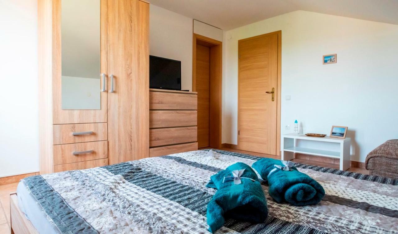 Lavanda Apartments&Studios Pinezici  Bagian luar foto