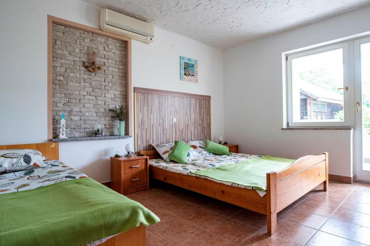 Lavanda Apartments&Studios Pinezici  Bagian luar foto